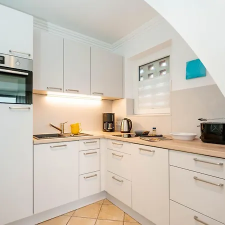 Apartment Dorothea 1 Stock App Trenner *